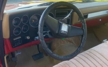 Chevrolet-Silverado-swb-1985-red-5
