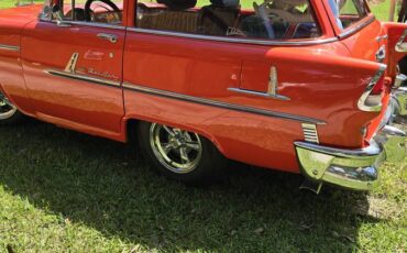 Chevrolet-Station-wagon-1955-orange-10