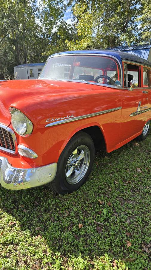 Chevrolet-Station-wagon-1955-orange-18