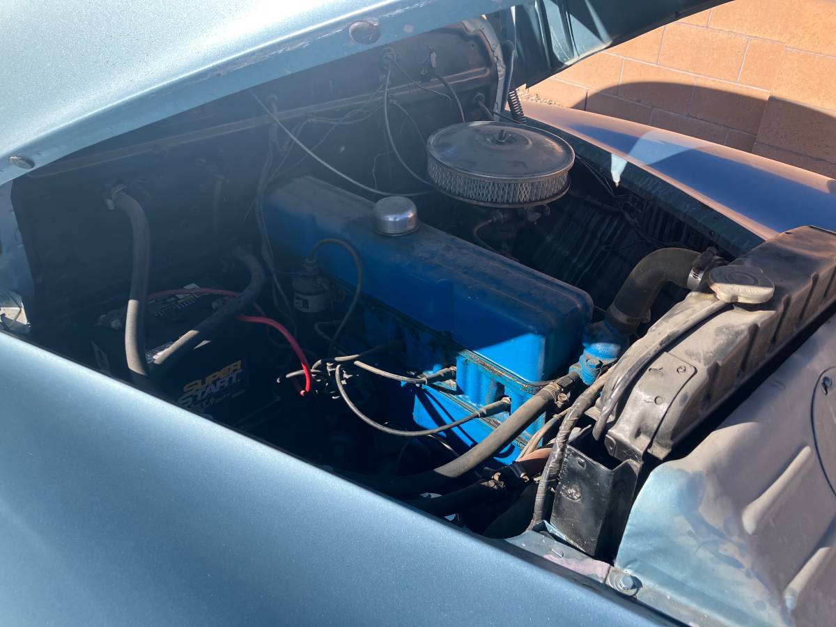 Chevrolet-Style-master-1947-blue-12