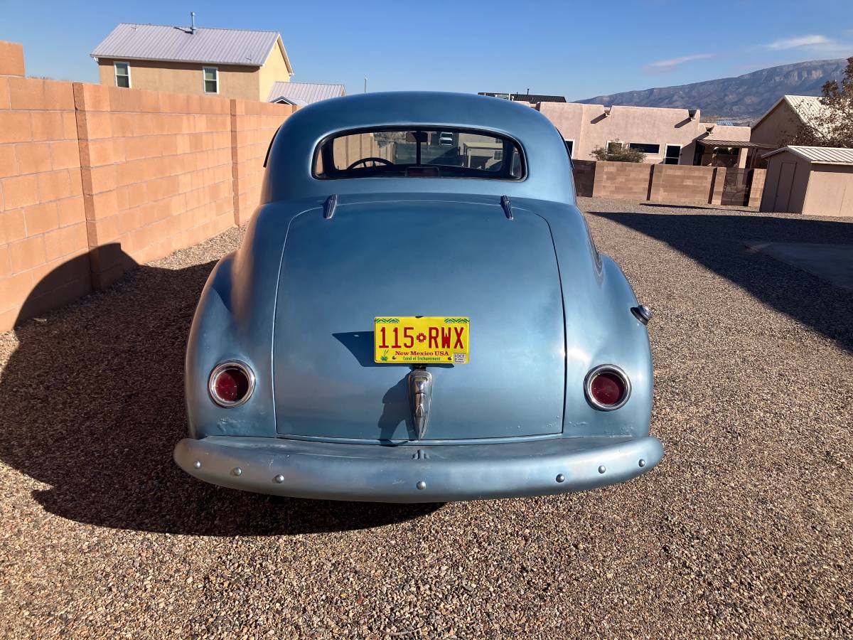 Chevrolet-Style-master-1947-blue-2