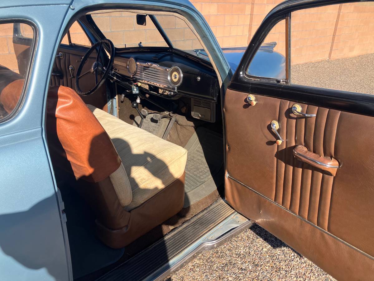Chevrolet-Style-master-1947-blue-8