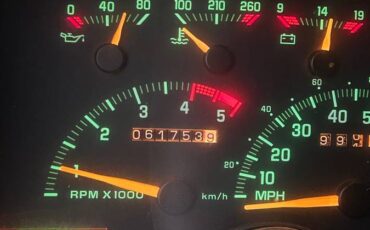 Chevrolet-Suburban-1500-1993-blue-11