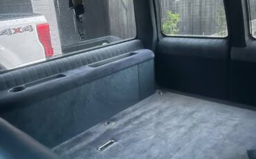 Chevrolet-Suburban-1500-1993-blue-7