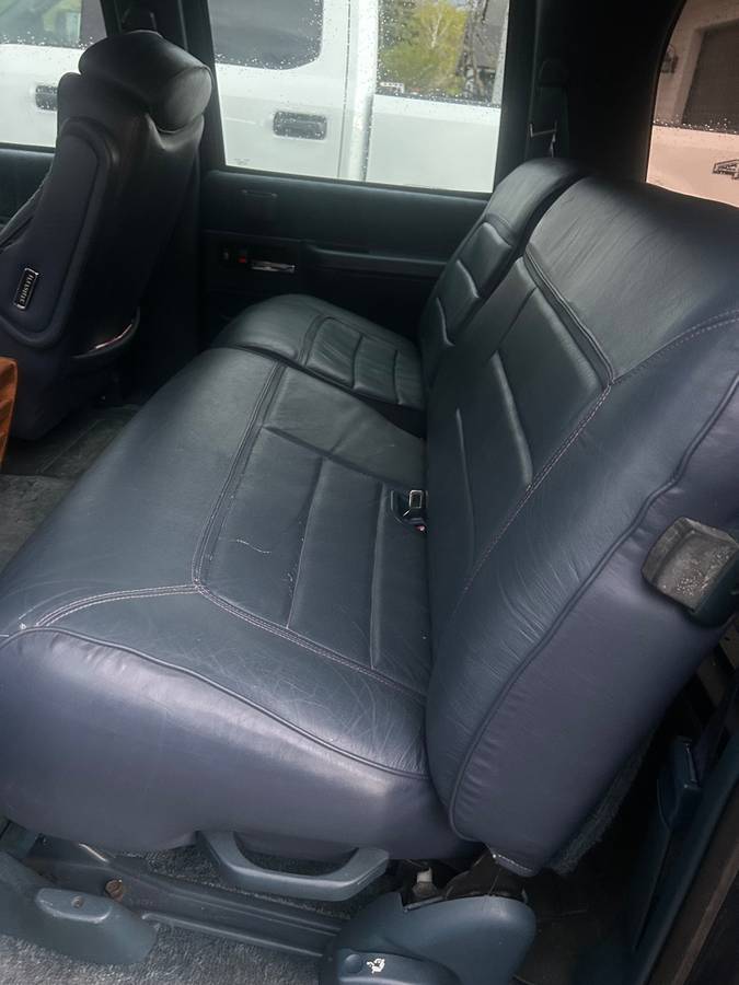 Chevrolet-Suburban-1500-1993-blue-8