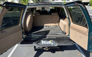 Chevrolet-Suburban-1500-lt-4wd-1995-green-12