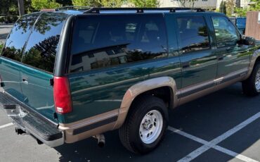 Chevrolet-Suburban-1500-lt-4wd-1995-green-3