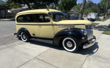 Chevrolet-Suburban-1941-SUV-10