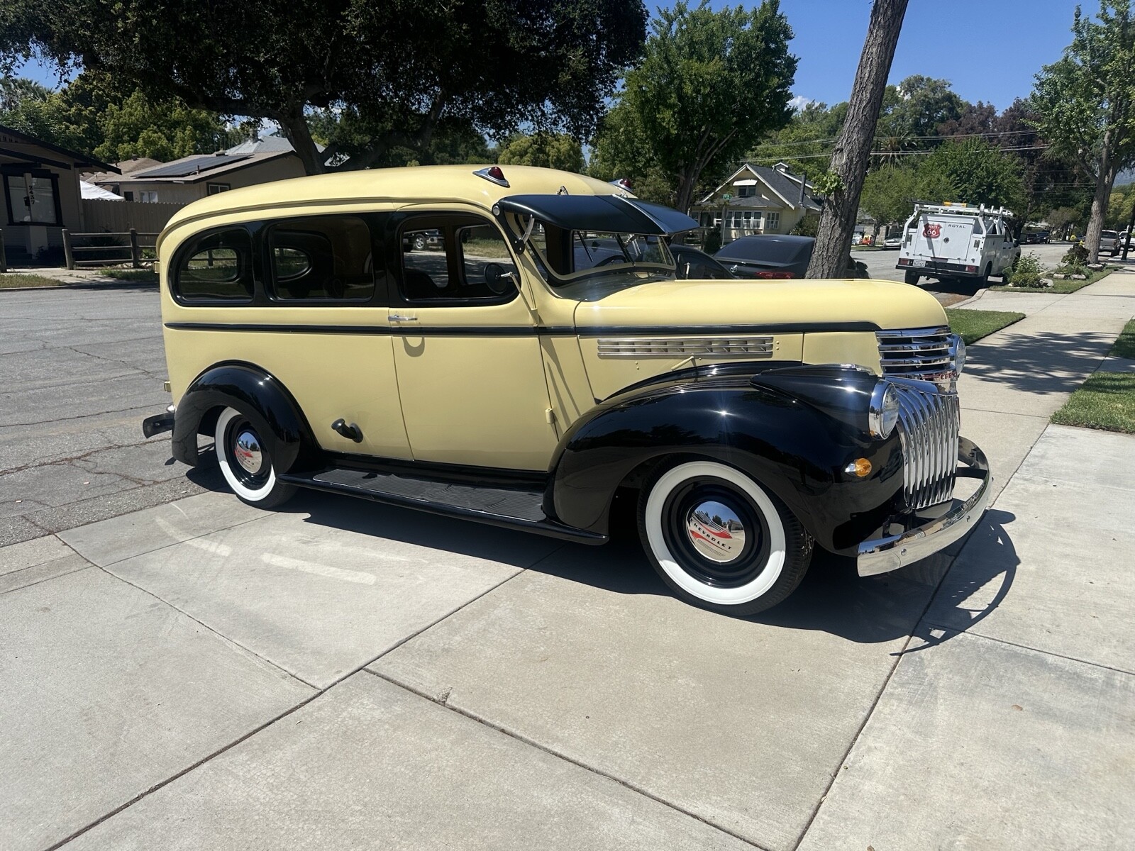 Chevrolet-Suburban-1941-SUV-10