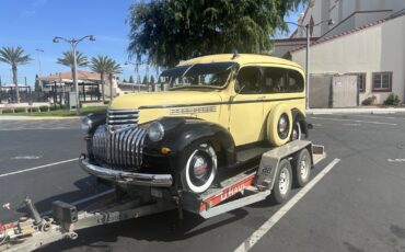 Chevrolet-Suburban-1941-SUV-2