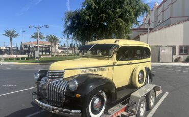 Chevrolet-Suburban-1941-SUV-3