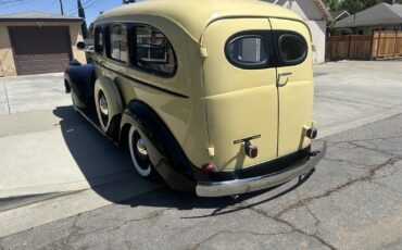 Chevrolet-Suburban-1941-SUV-4