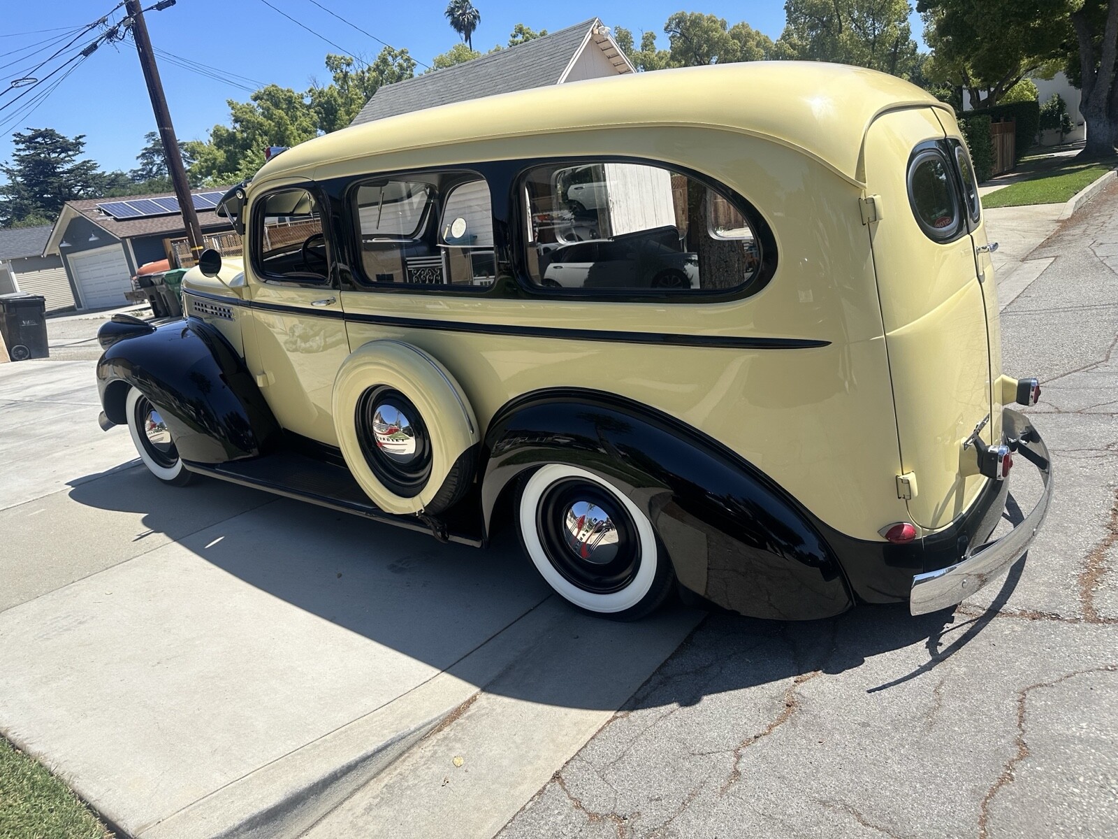Chevrolet-Suburban-1941-SUV-7