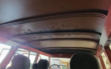 Chevrolet-Suburban-1967-13