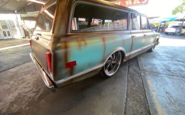 Chevrolet-Suburban-1968-Coupe-38