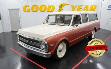Chevrolet-Suburban-1969