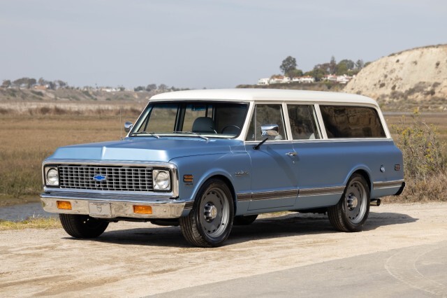 Chevrolet Suburban 1972 SUV