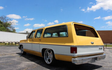 Chevrolet-Suburban-1979-SUV-14