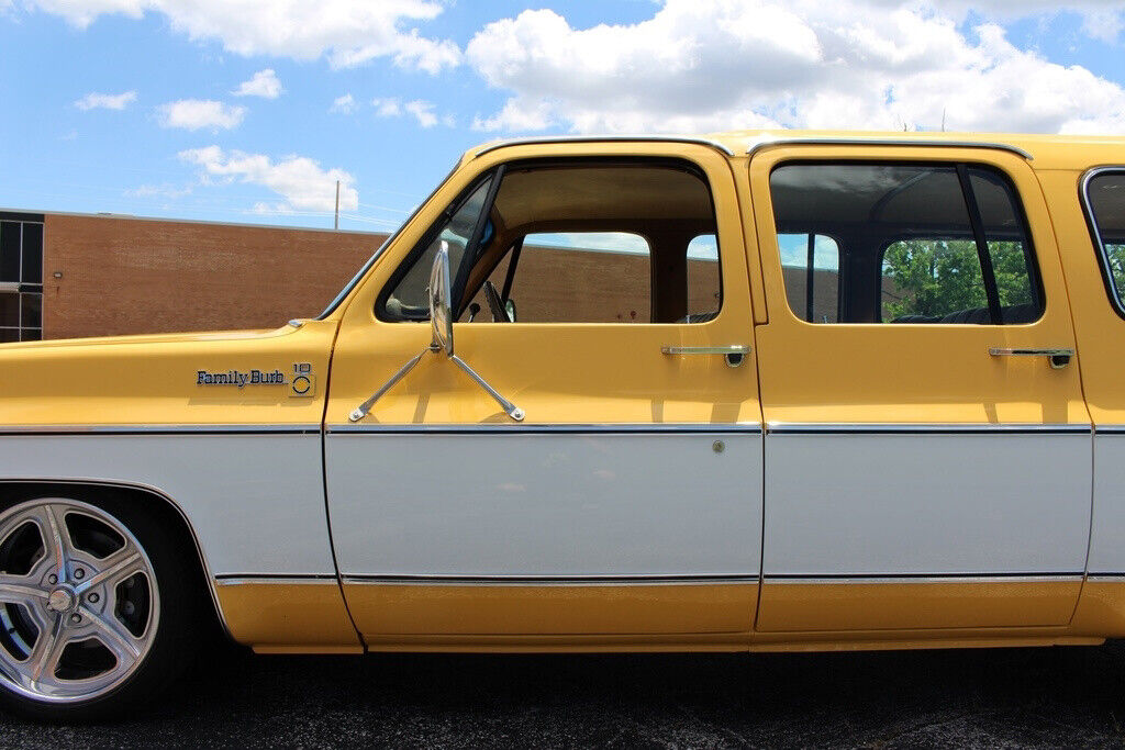 Chevrolet-Suburban-1979-SUV-18