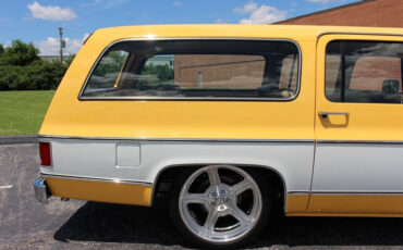 Chevrolet-Suburban-1979-SUV-8