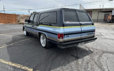 Chevrolet-Suburban-1991-20