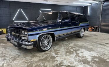 Chevrolet-Suburban-1991-4