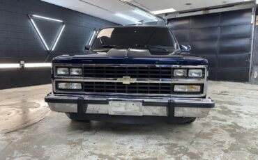 Chevrolet-Suburban-1991-5