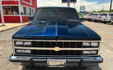Chevrolet-Suburban-1991-blue-11