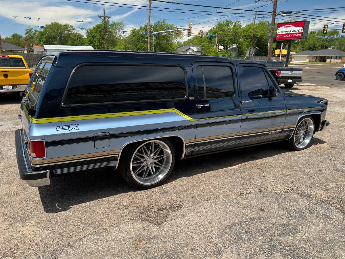 Chevrolet-Suburban-1991-blue-7