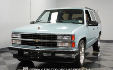Chevrolet-Suburban-1992-SUV-18