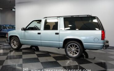Chevrolet-Suburban-1992-SUV-8