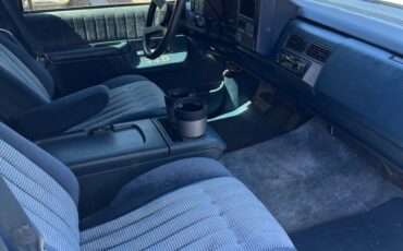 Chevrolet-Suburban-1994-SUV-18