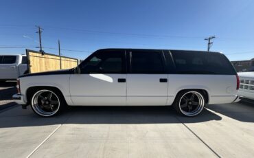 Chevrolet-Suburban-1994-SUV-3