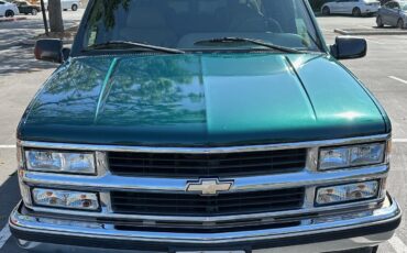 Chevrolet-Suburban-1995-4