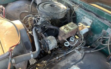 Chevrolet-Suburban-4x4-1971-18