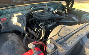 Chevrolet-Suburban-4x4-1971-19