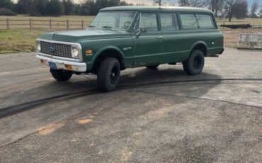 Chevrolet-Suburban-4x4-1971-7