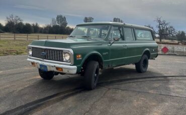 Chevrolet-Suburban-4x4-1971-9