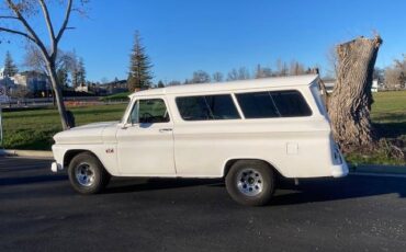 Chevrolet-Suburban-c10-1966-white-4
