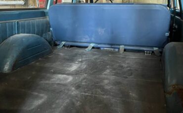Chevrolet-Suburban-c10-1968-blue-3