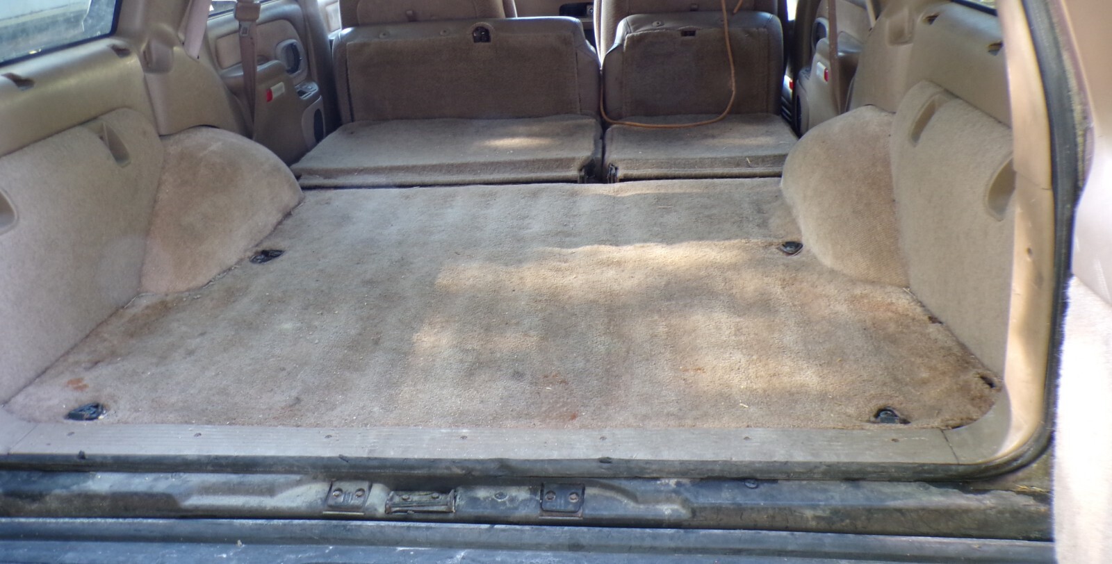 Chevrolet-Tahoe-1995-SUV-10