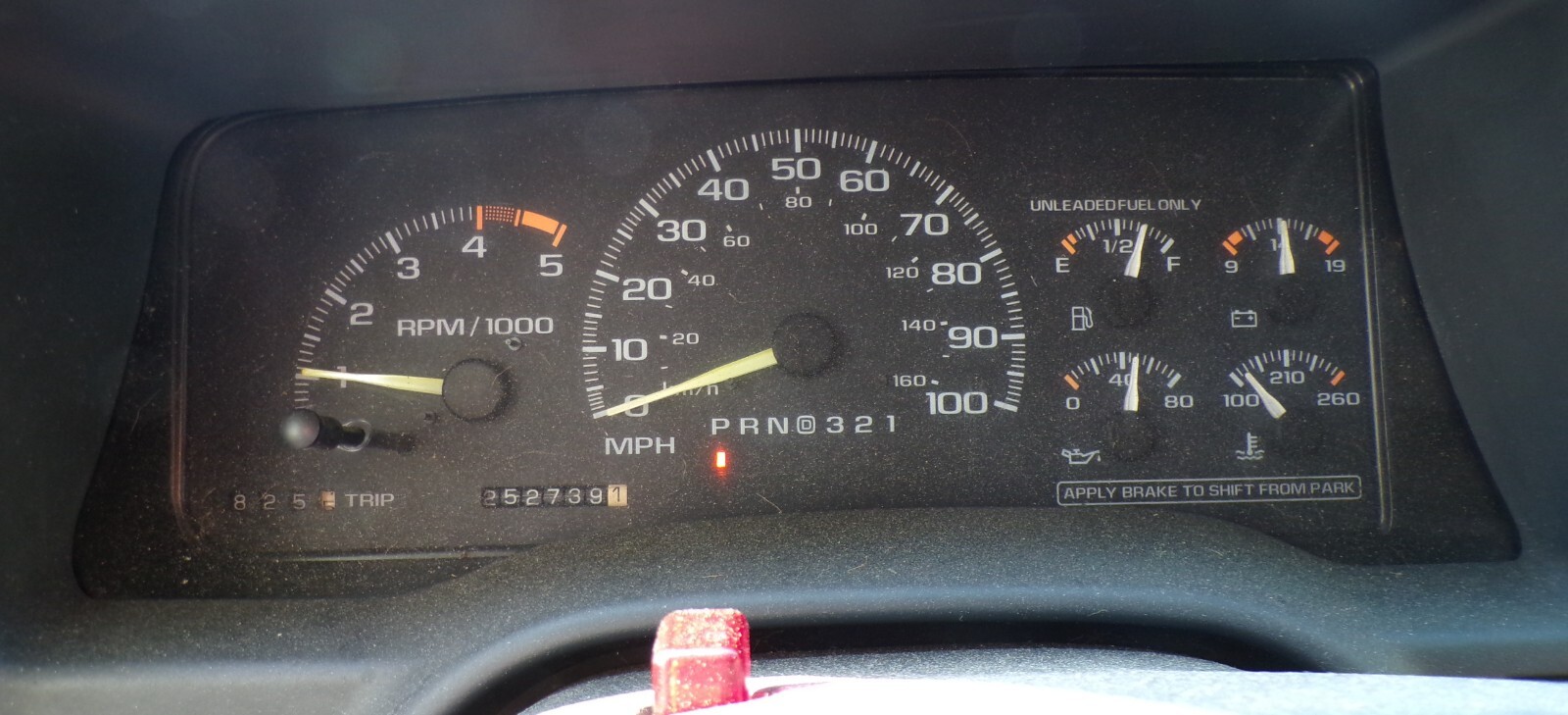 Chevrolet-Tahoe-1995-SUV-5