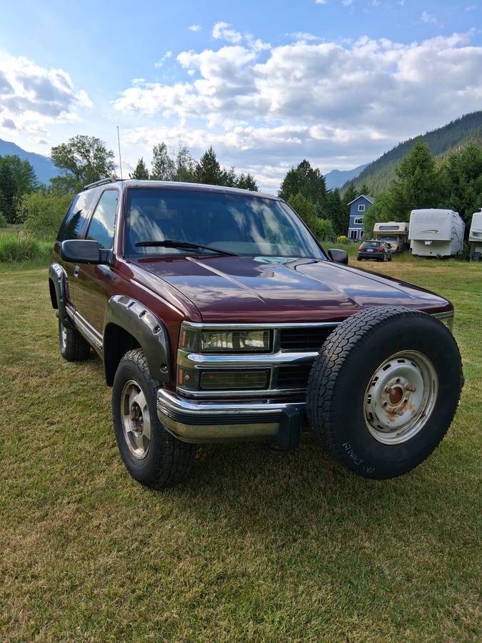 Chevrolet-Tahoe-lt-diesel-1995-red