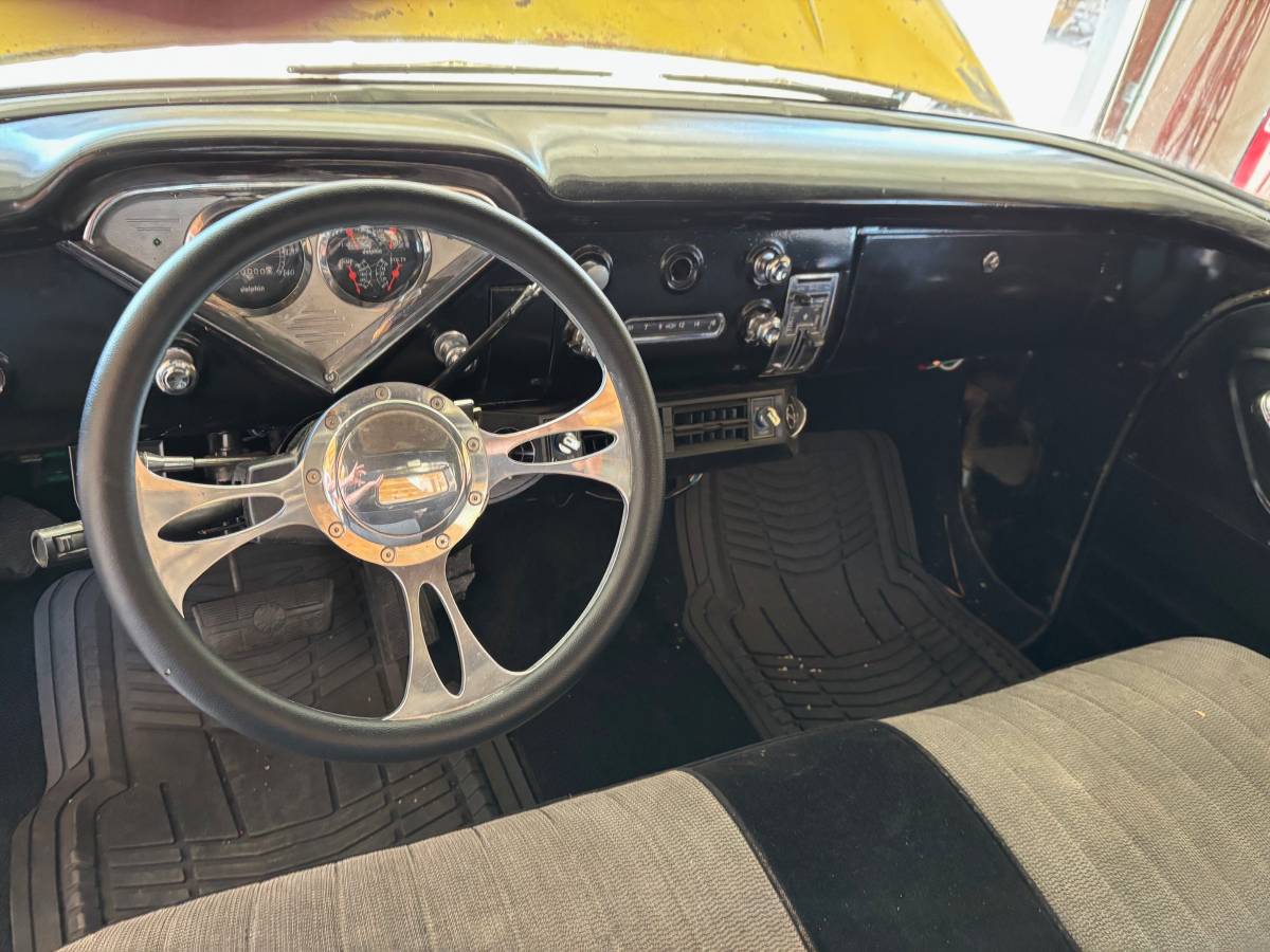 Chevrolet-Truck-1957-6