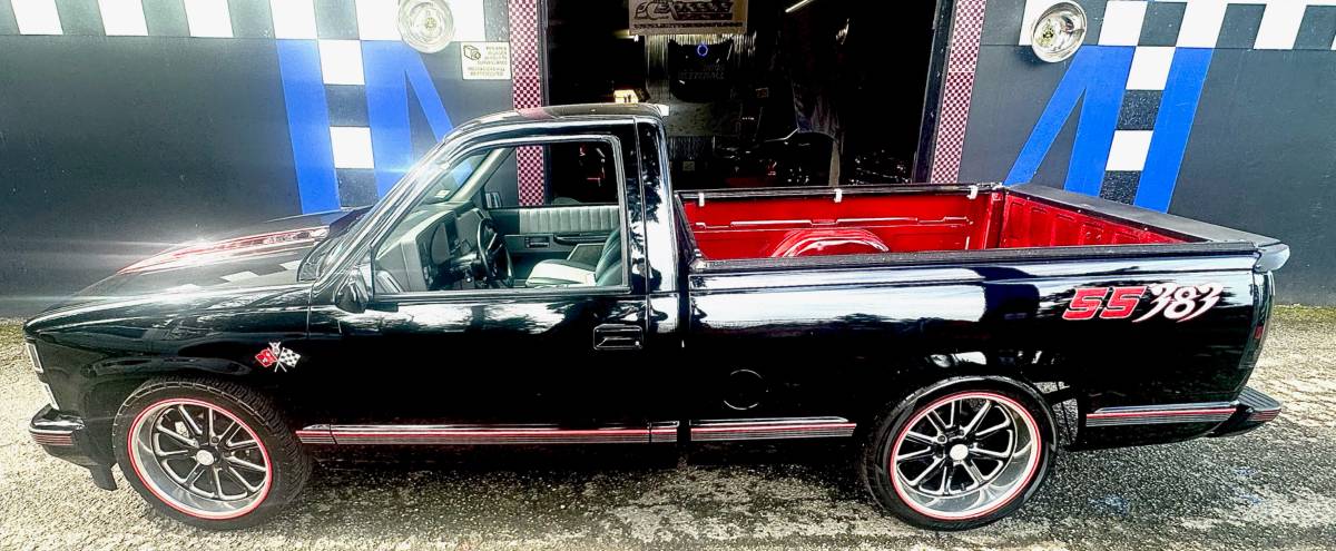 Chevrolet-Truck-1991-9
