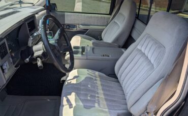 Chevrolet-Truck-1993-4