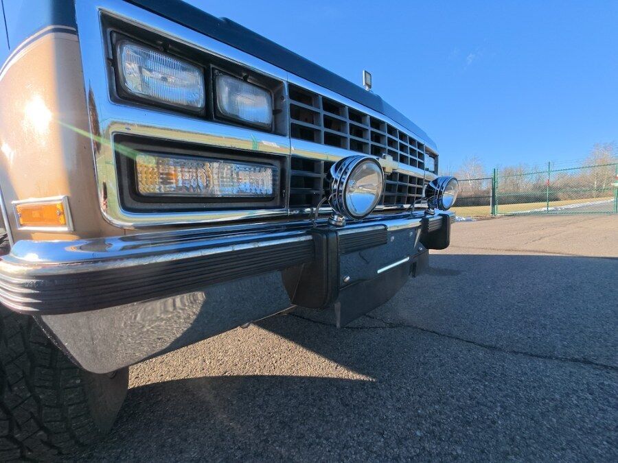 Chevrolet-V-Blazer-1991-SUV-20