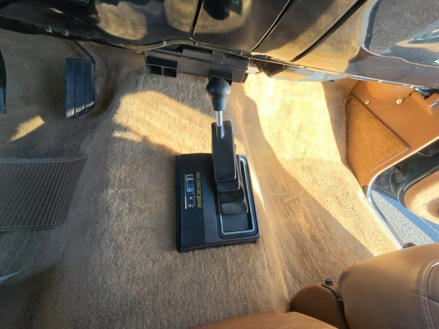 Chevrolet-V-Blazer-1991-SUV-37