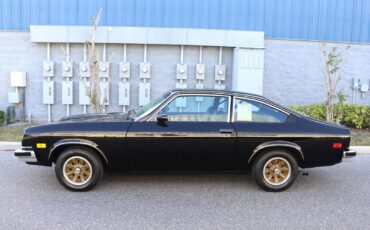 Chevrolet-Vega-1975-Coupe-1