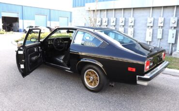 Chevrolet-Vega-1975-Coupe-17